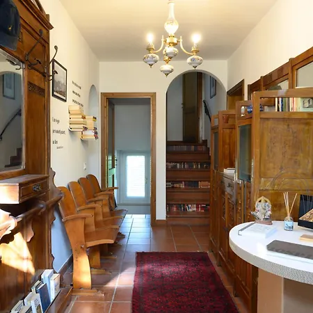 Bed & Breakfast Il Bed And Bookfast