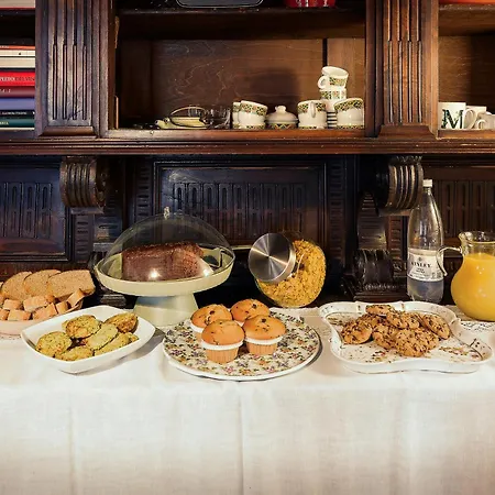 Il Bed And Bookfast Bed & Breakfast 3*
